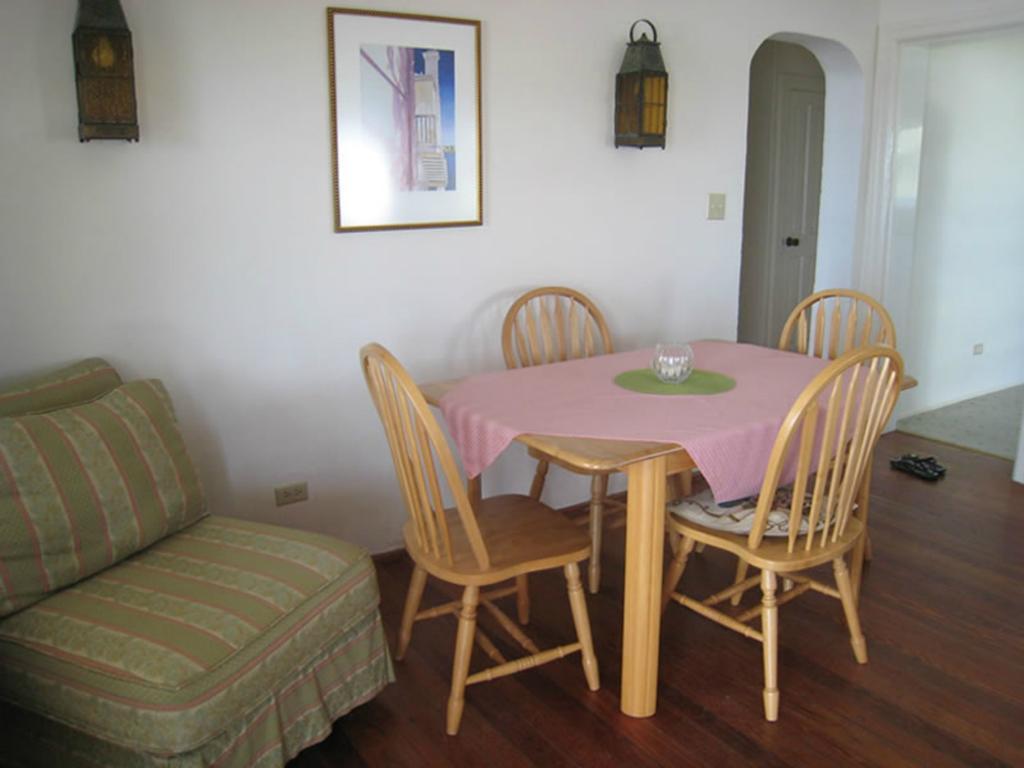 ماونت بليزانت Grape Bay Cottages الغرفة الصورة